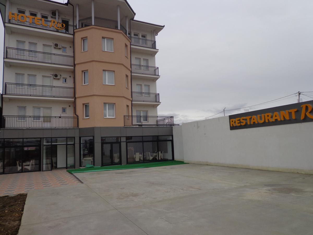 Hotel Rio Pristina Buitenkant foto