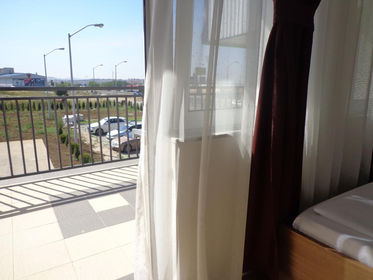 Hotel Rio Pristina Buitenkant foto
