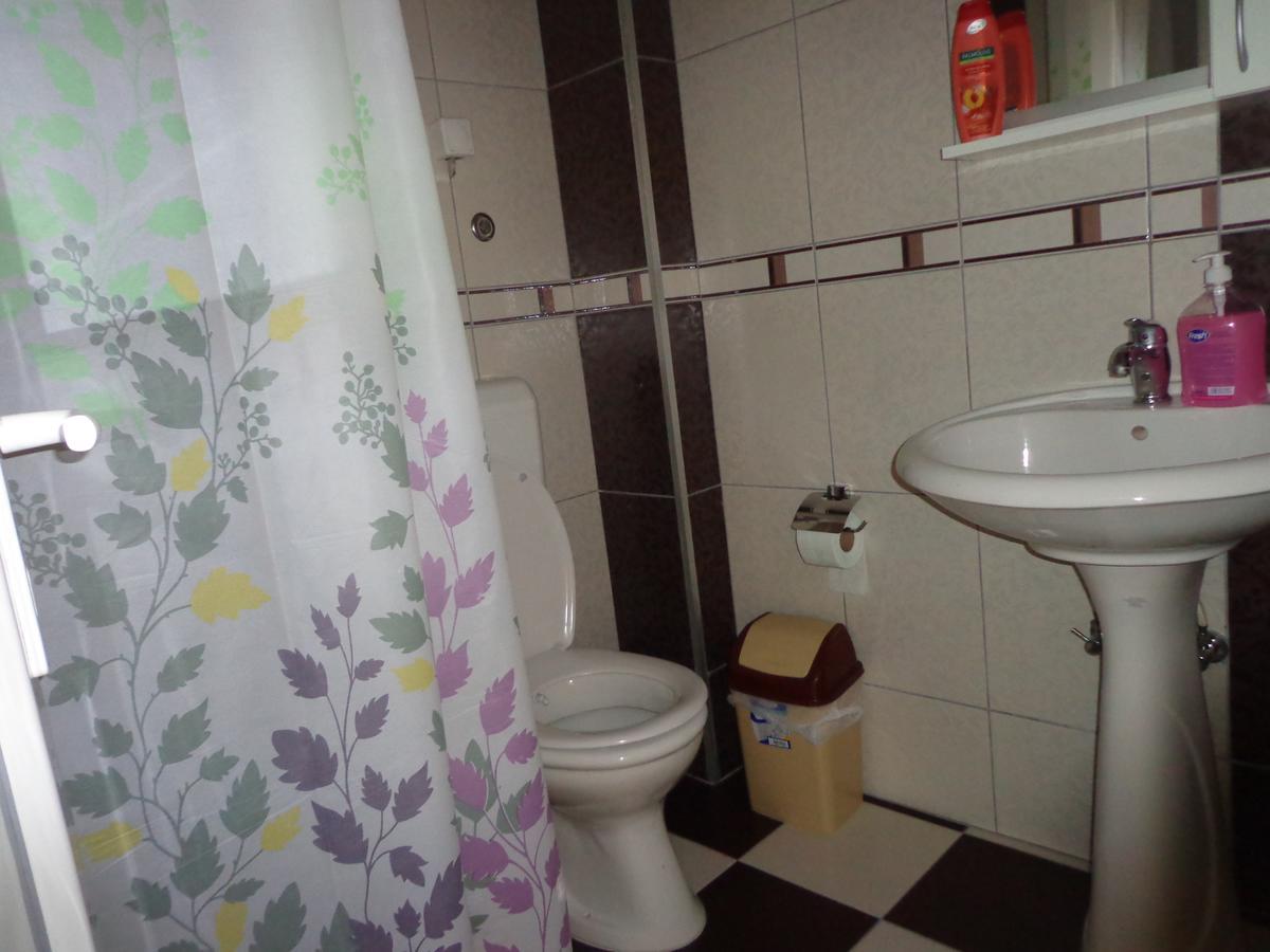 Hotel Rio Pristina Buitenkant foto